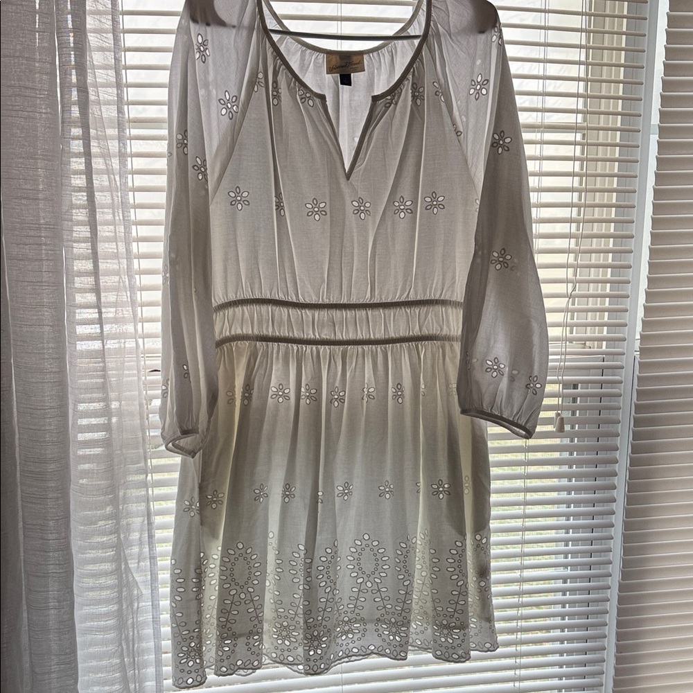 Universal Thread White Floral Long Sleeve Dress